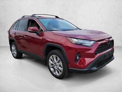 Used 2025 Toyota RAV4 XLE Premium FWD image 3