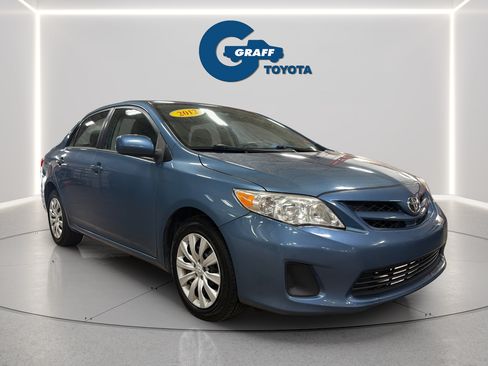 Used 2012 Toyota Corolla LE FWD image 3