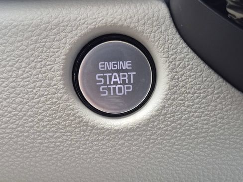 New 2026 Kia Carnival EX FWD image 23