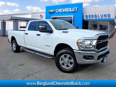 Used 2023 RAM 2500 Big Horn w/ Level 1 Equipment Group