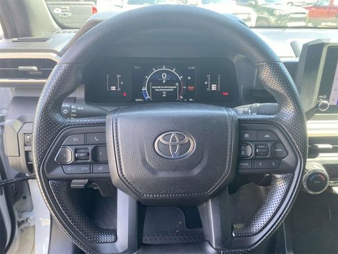 Used 2024 Toyota Tacoma SR image 33