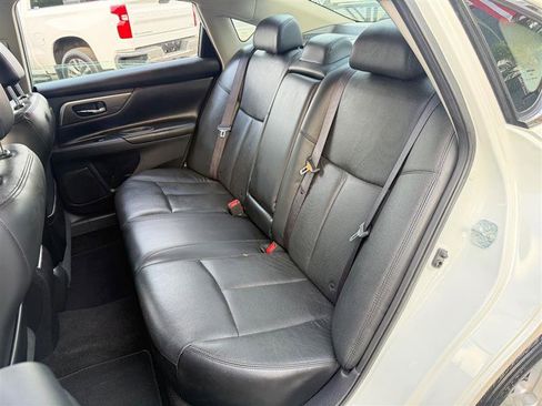 Used 2014 Nissan Altima 2.5 SL w/ Technology Package image 22