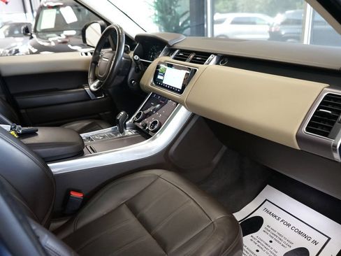 Used 2019 Land Rover Range Rover Sport HSE AWD/4WD image 47