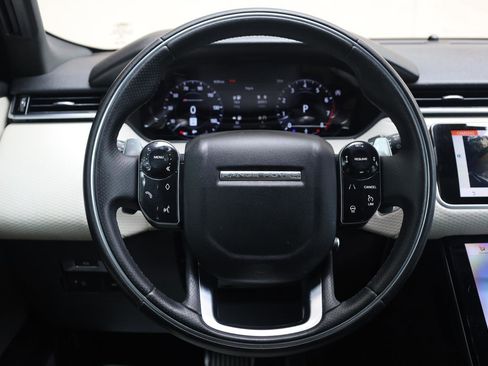 Used 2019 Land Rover Range Rover Velar R-Dynamic SE AWD/4WD image 33