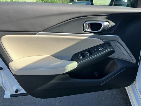 Used 2025 Acura Integra A-Spec image 23