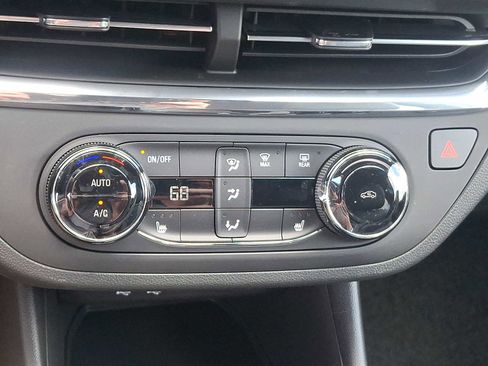 New 2025 Buick Envista Preferred w/ Convenience I Package image 13