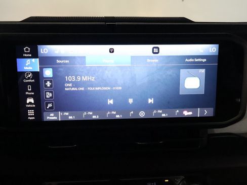 Used 2025 Jeep Wrangler Unlimited Sport S 4xe w/ Convenience Group AWD/4WD image 37