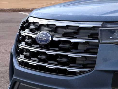 New 2026 Ford Explorer Active w/ Active Comfort Package AWD/4WD image 17