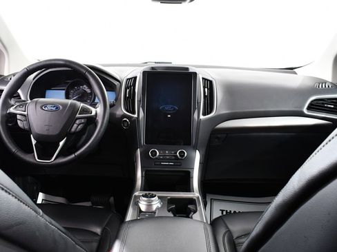 Used 2024 Ford Edge SEL w/ Convenience Package image 7