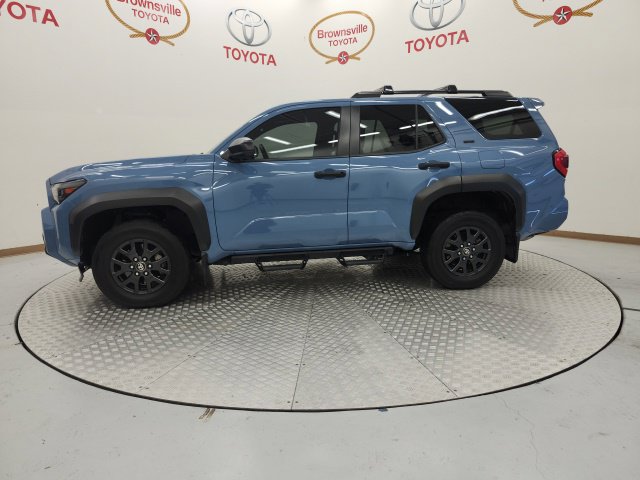 Used 2025 Toyota 4Runner SR5 AWD/4WD image 5