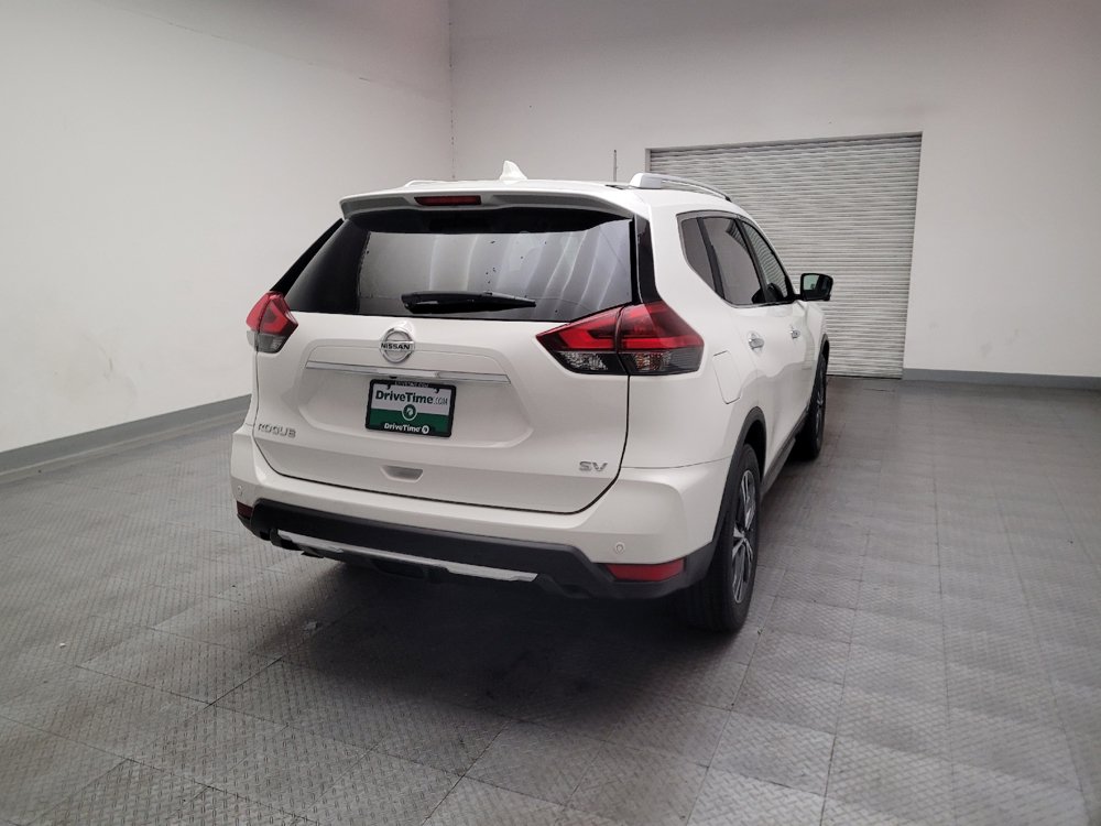 Used 2020 Nissan Rogue SV w/ Premium Package FWD image 7