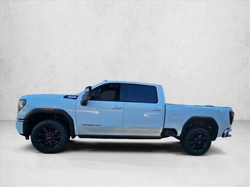 Used 2024 GMC Sierra 2500 AT4 w/ AT4 Premium Plus Package image 8