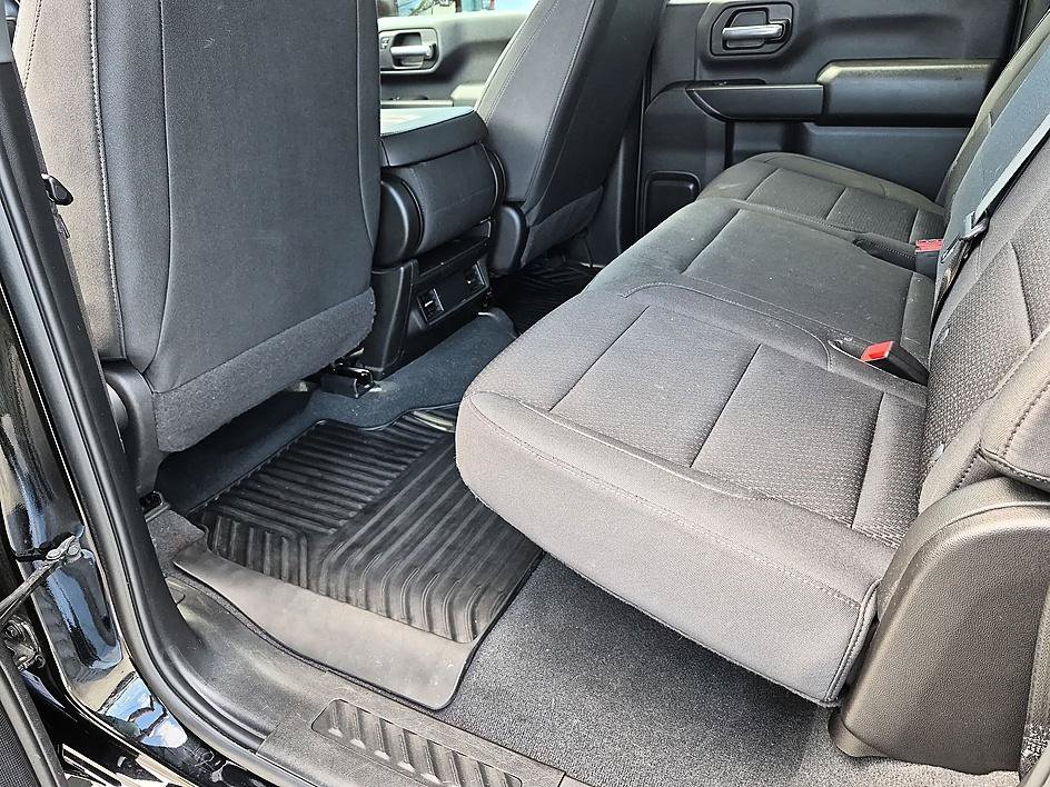 Certified 2025 Chevrolet Silverado 2500 Custom AWD/4WD image 27