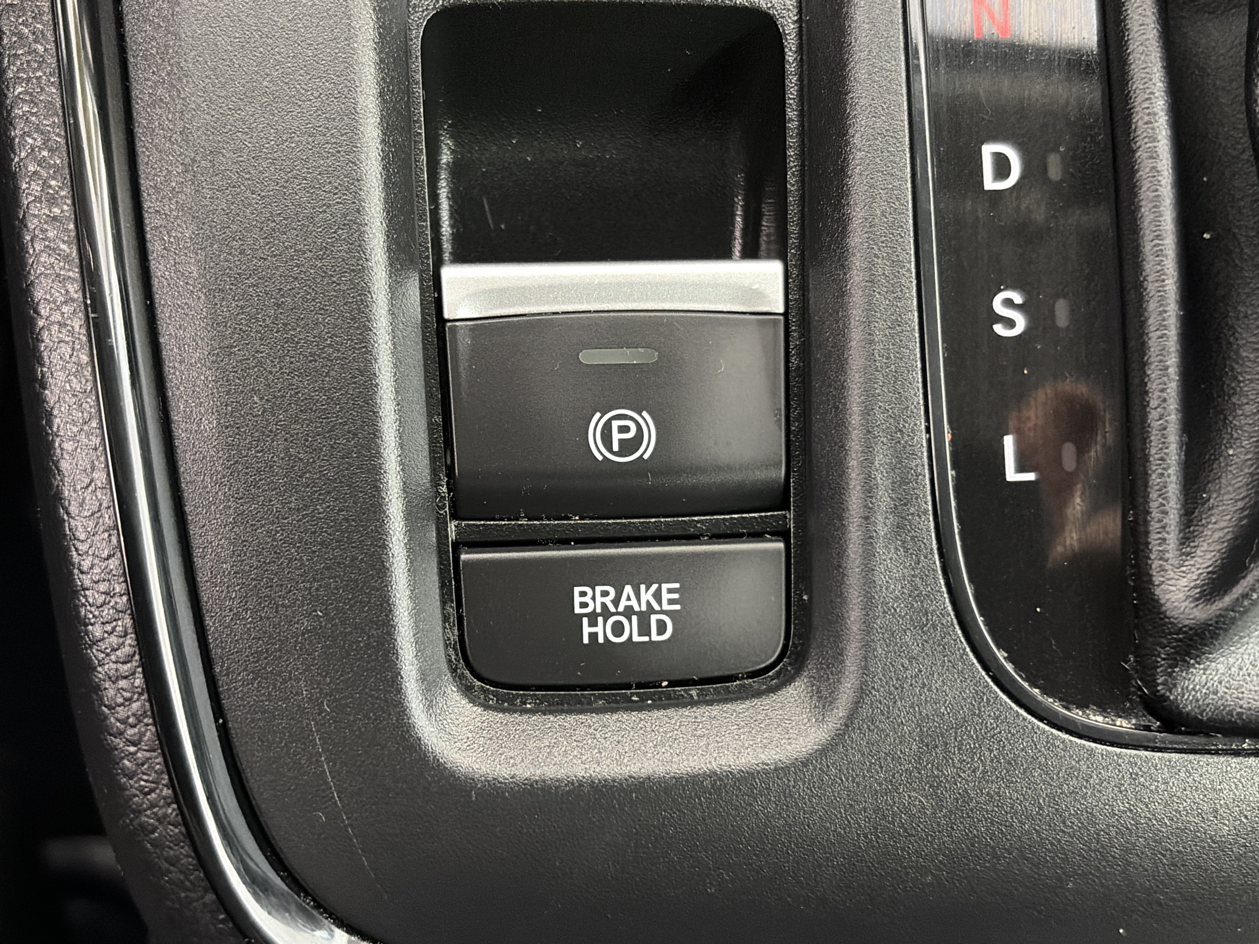Used 2024 Honda CR-V EX image 23
