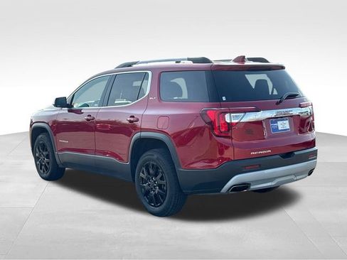Used 2023 GMC Acadia SLT FWD image 3
