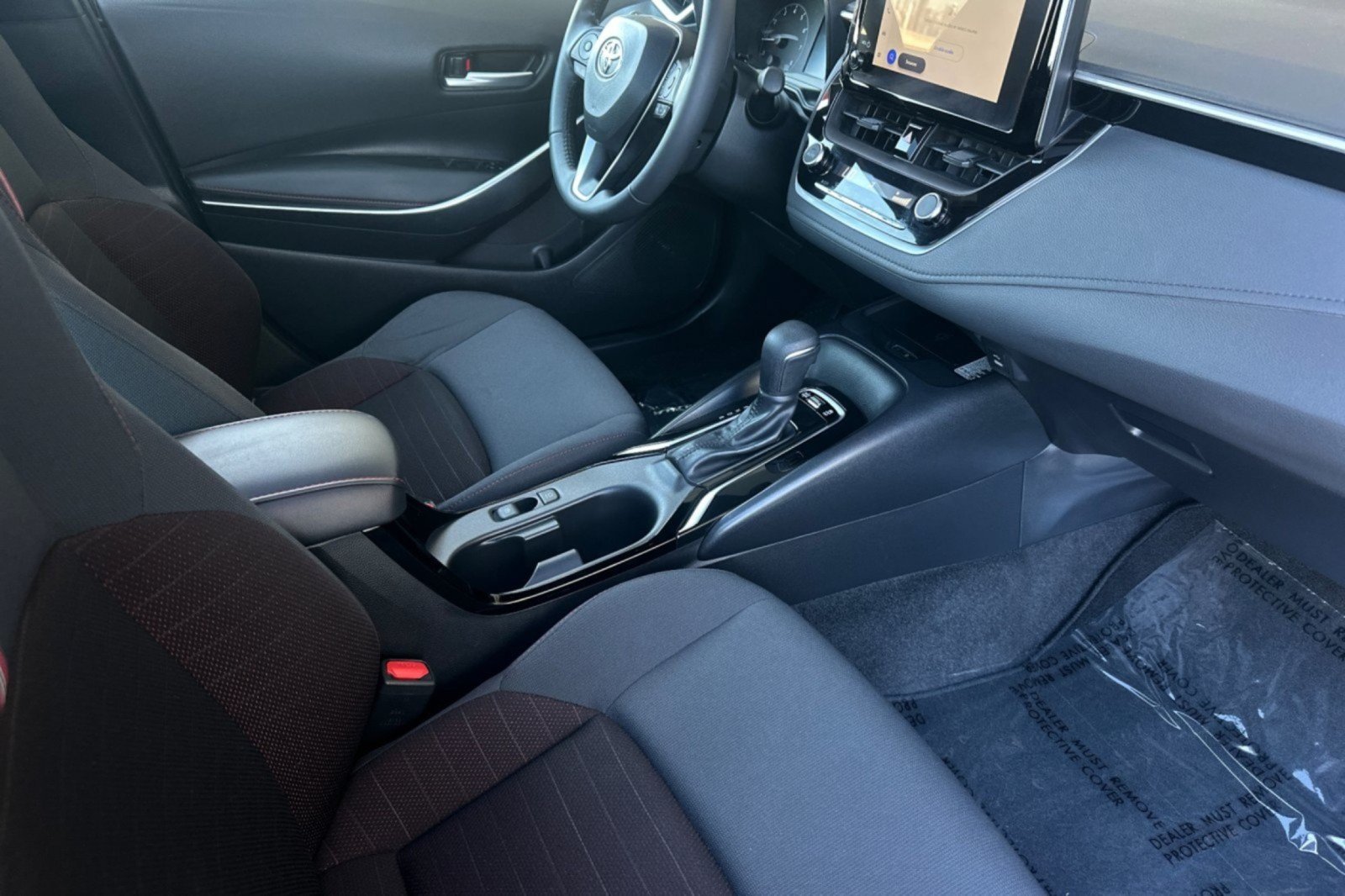 Certified 2024 Toyota Corolla SE w/ SE Premium Package FWD image 14