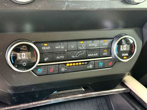 Used 2020 Ford Expedition Limited w/ Texas Edition Package image 19