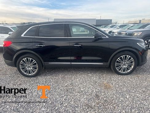 Used 2016 Lincoln MKX Reserve w/ Climate Package image 6