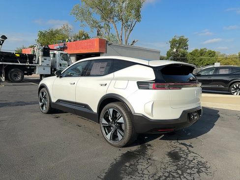 New 2025 Polestar Polestar 3 image 3