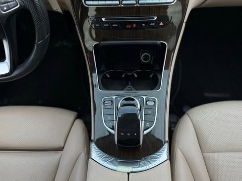 Used 2016 Mercedes-Benz GLC 300 4MATIC image 28