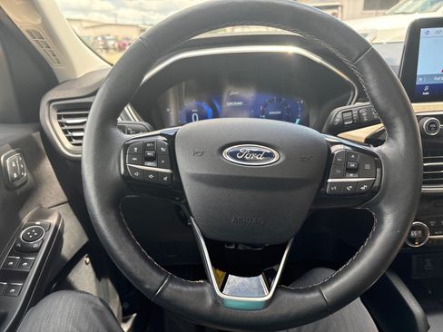 Certified 2021 Ford Escape Titanium w/ Titanium Elite Package AWD/4WD image 15