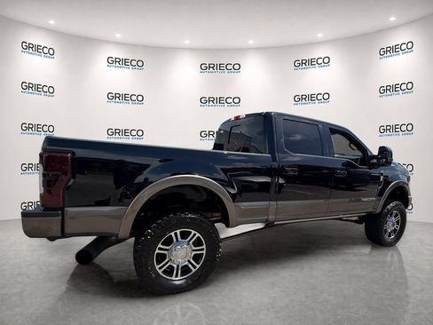 Used 2019 Ford F250 King Ranch w/ King Ranch Ultimate Package AWD/4WD image 7