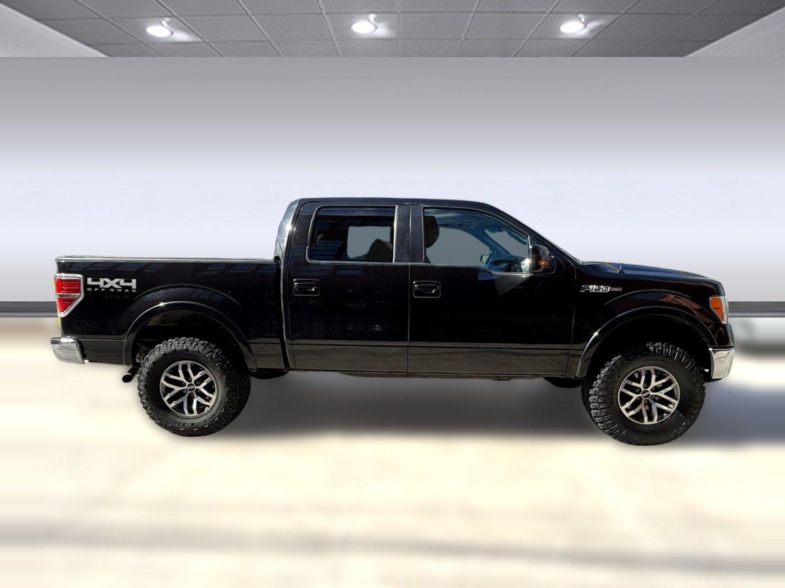 Used 2013 Ford F150 Lariat w/ Mid Equipment Group AWD/4WD image 7