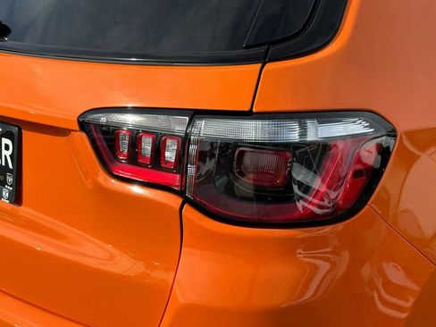 New 2026 Jeep Compass Latitude image 18