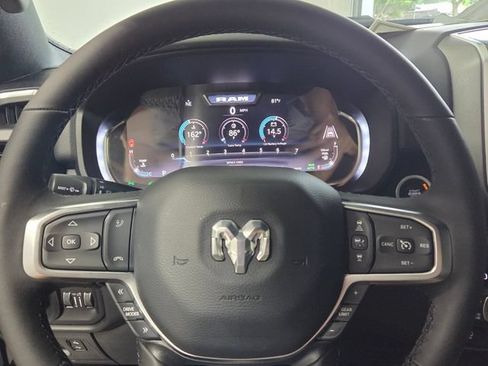 New 2026 RAM 1500 Big Horn AWD/4WD image 27