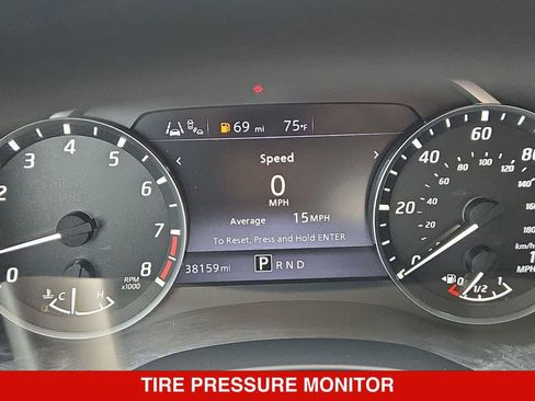 Used 2023 Nissan Frontier SV w/ Technology Package RWD image 30