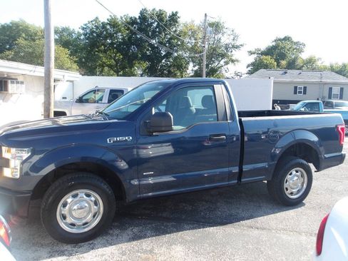 Used 2015 Ford F150 XL w/ Trailer Tow Package RWD image 3