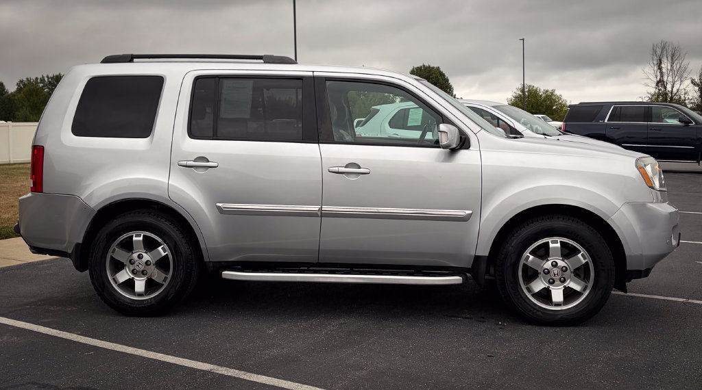 Used 2011 Honda Pilot Touring image 31