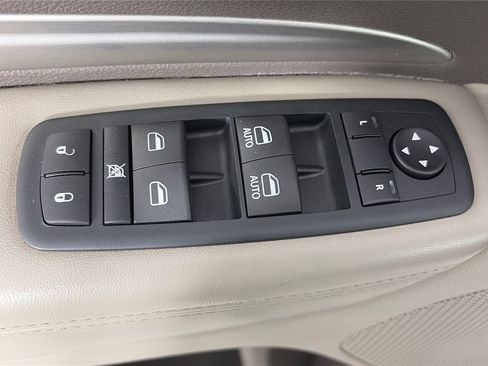 Used 2011 Dodge Durango Express w/ Popular Equipment Group AWD/4WD image 24