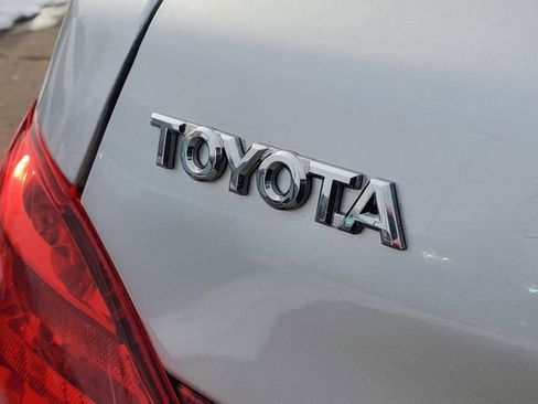 Used 2009 Toyota Avalon Limited image 33