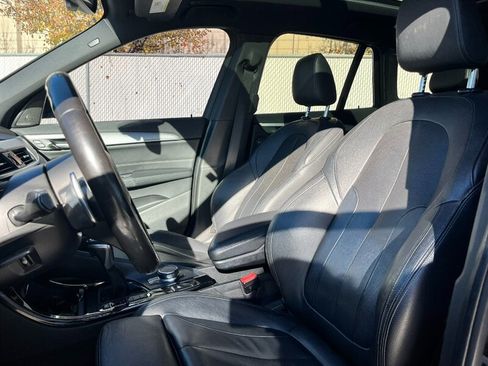 Used 2018 BMW X1 xDrive28i w/ M Sport Package image 26
