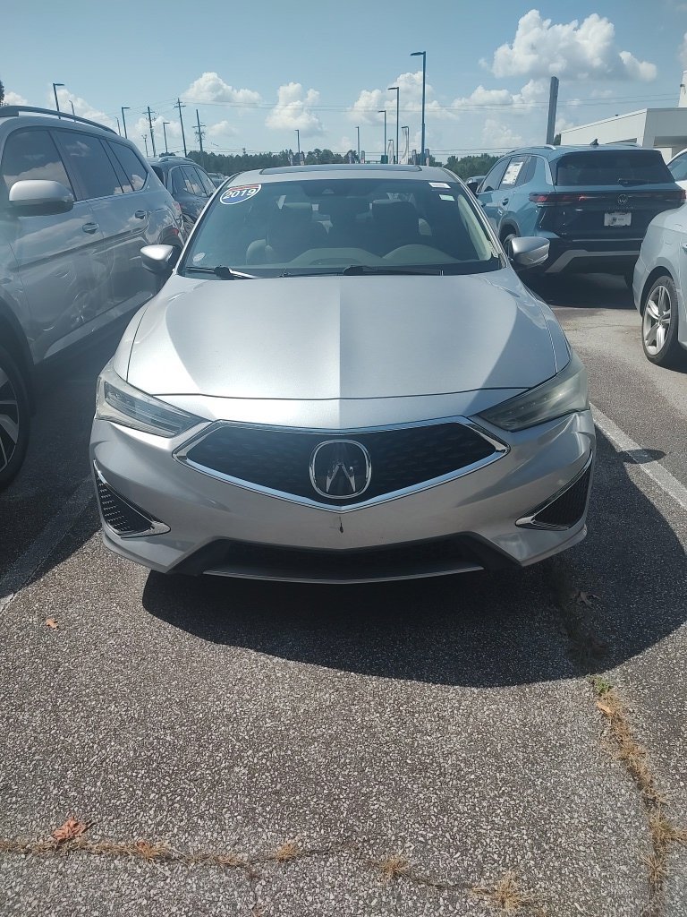 Used 2019 Acura ILX w/ Technology Package FWD image 11