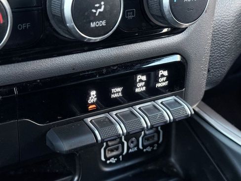 Used 2022 RAM 1500 Laramie image 28