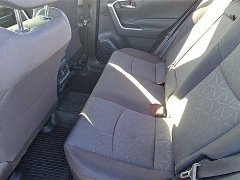 Used 2023 Toyota RAV4 XLE image 18