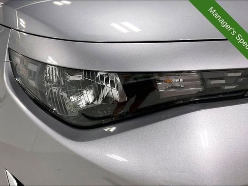Used 2025 Kia Soul LX w/ LX Technology Package FWD image 33