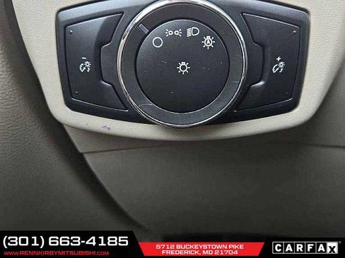 Used 2017 Ford Fusion SE w/ Fusion SE Technology Package image 24