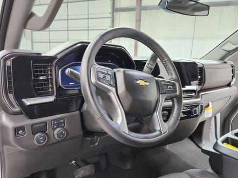 Used 2025 Chevrolet Silverado 1500 LT w/ Texas Edition Plus RWD image 19