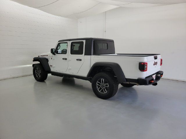 Used 2026 Jeep Gladiator Mojave AWD/4WD image 7