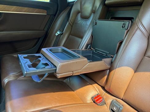Used 2018 Volvo S90 T6 Inscription w/ Convenience Package AWD/4WD image 31