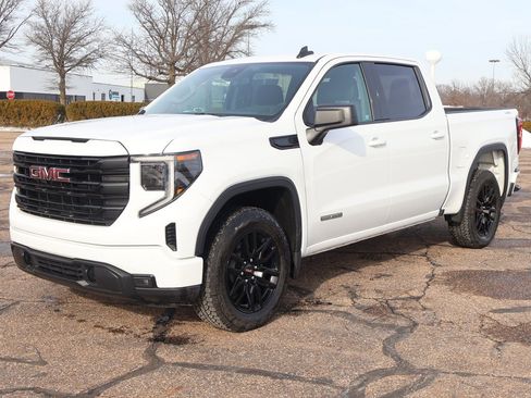 Used 2024 GMC Sierra 1500 Elevation image 8