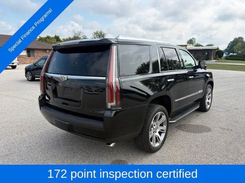 Used 2016 Cadillac Escalade Luxury AWD/4WD image 6