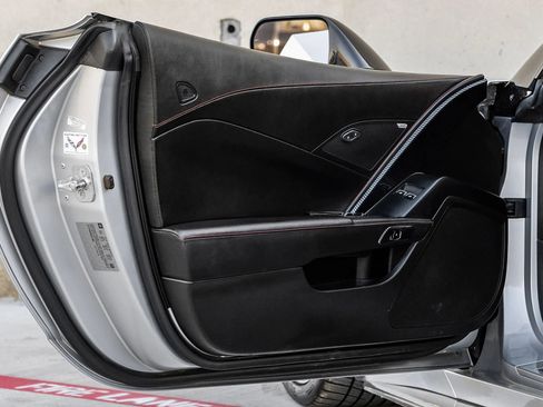 Used 2016 Chevrolet Corvette Z06 image 40