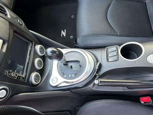 Used 2017 Nissan 370Z Touring image 28