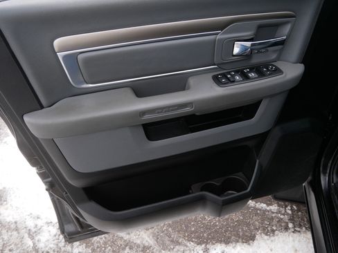 Used 2017 RAM 1500 Big Horn image 23