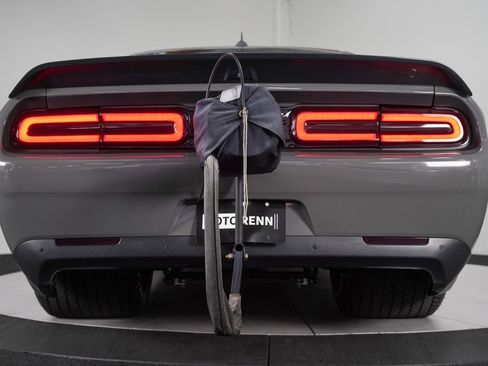 Used 2019 Dodge Challenger SRT Hellcat Redeye RWD image 29
