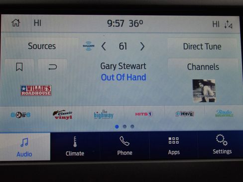 Used 2020 Ford Fusion SE image 29